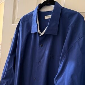 Tommy Bahama Navy Blue long sleeve shirt